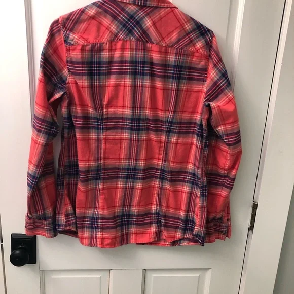 EUC 2 Women’s Cotton Plaid Plaid Flannel Shirts (Abercrombie & Eddie Bauer) - Picture 3 of 16